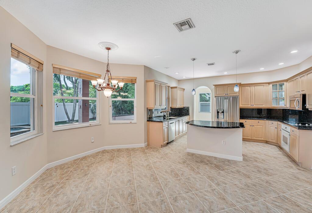 MADISON GREEN 1 - Residential