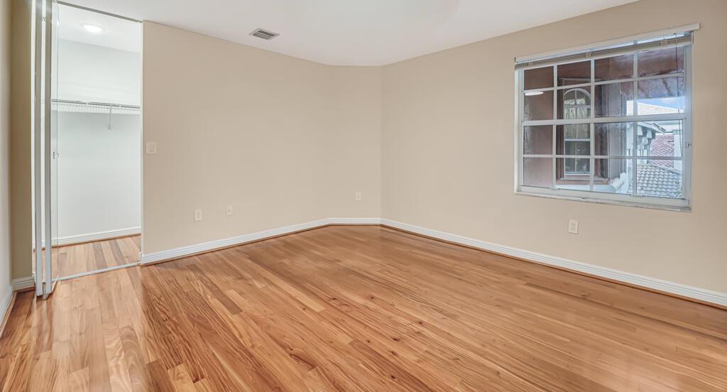 MADISON GREEN 1 - Residential