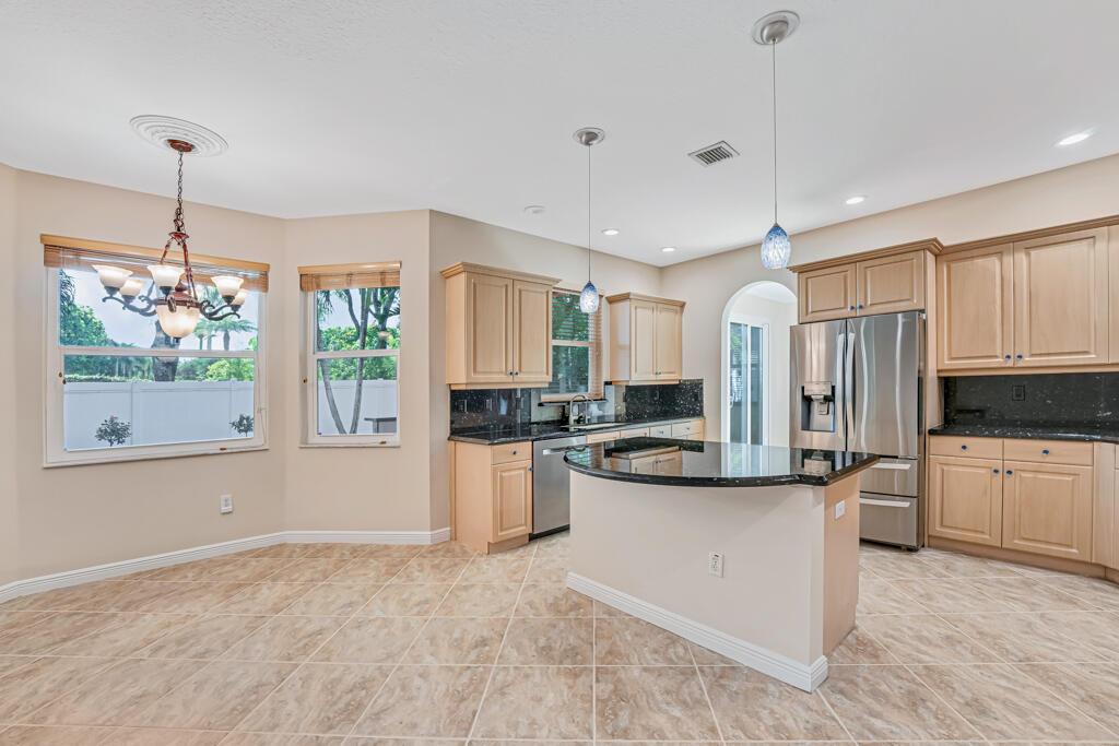 MADISON GREEN 1 - Residential