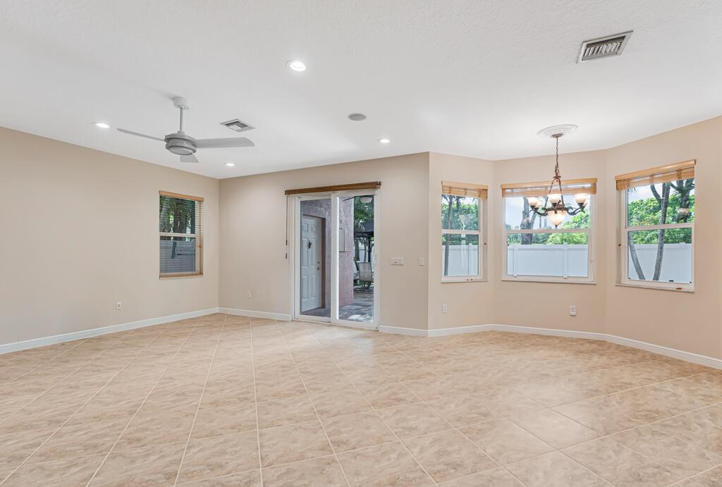 MADISON GREEN 1 - Residential