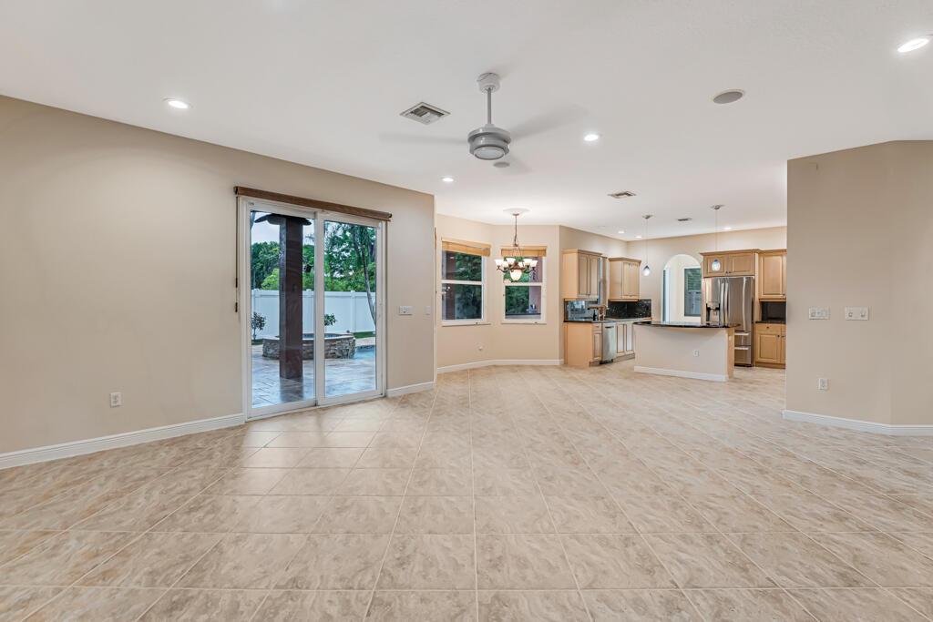 MADISON GREEN 1 - Residential