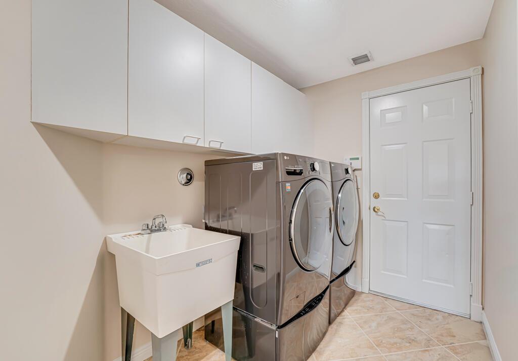 MADISON GREEN 1 - Residential