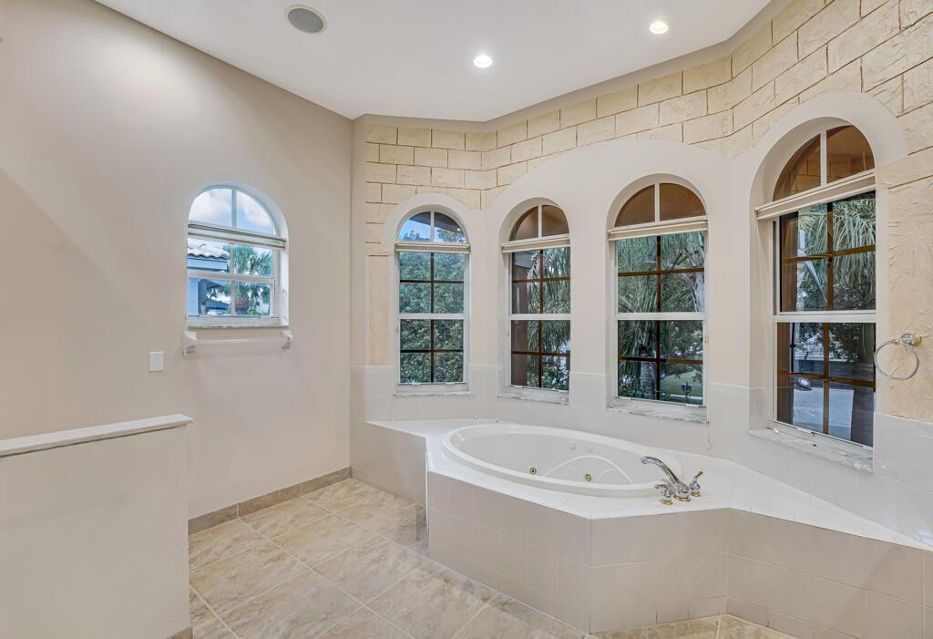 MADISON GREEN 1 - Residential