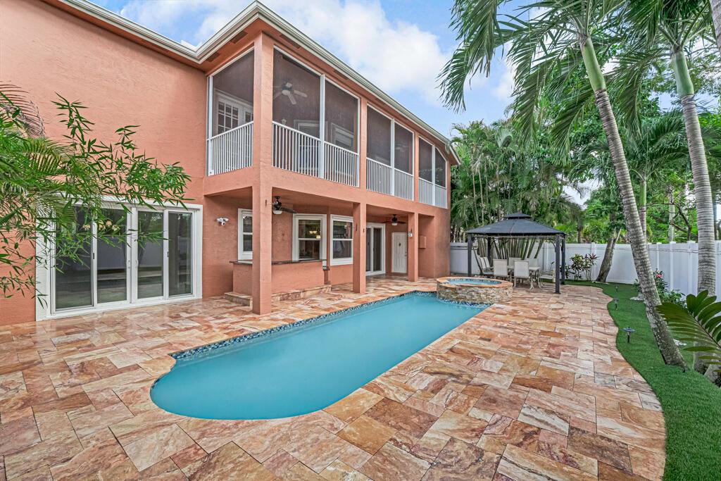 MADISON GREEN 1 - Residential