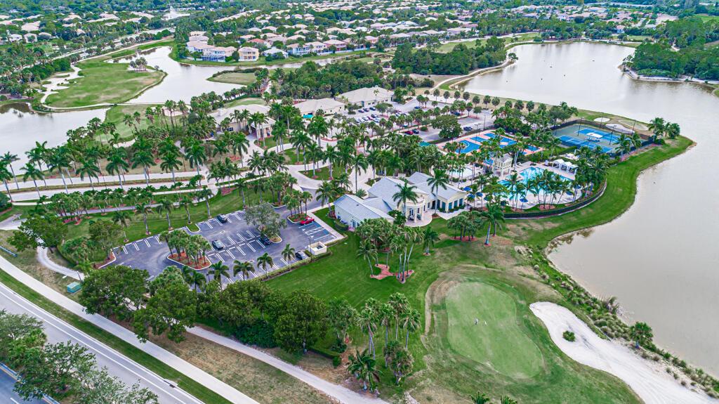 MADISON GREEN 1 - Residential