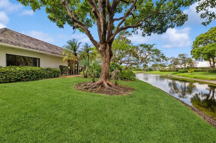 DELRAY DUNES BONSAI VILLA CONDO - Residential