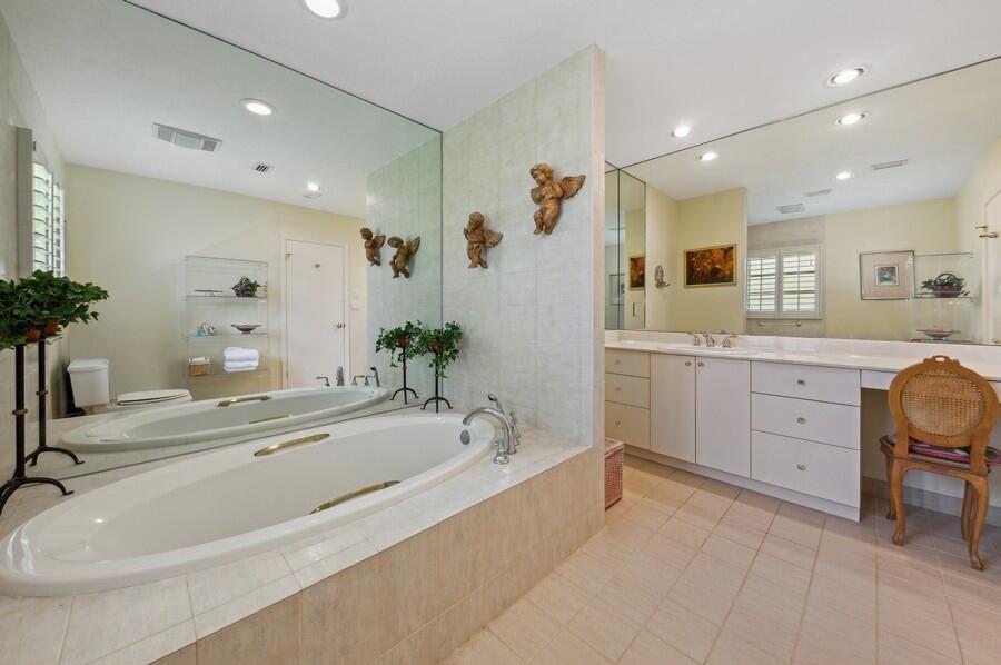 DELRAY DUNES BONSAI VILLA CONDO - Residential