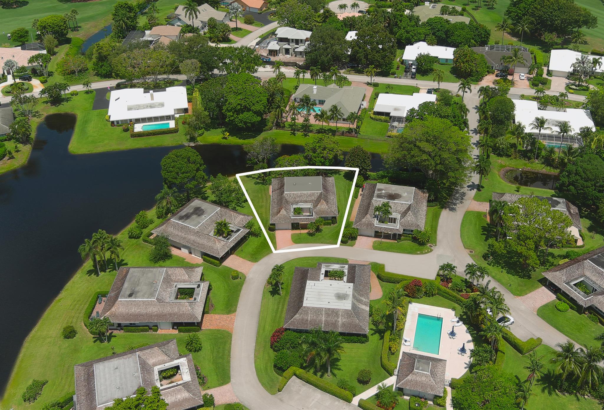 DELRAY DUNES BONSAI VILLA CONDO - Residential