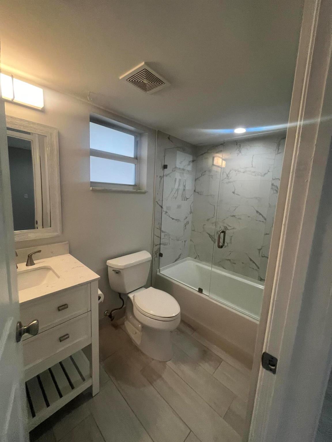 BOCA RATON SQUARE GATEWAY - Residential Lease