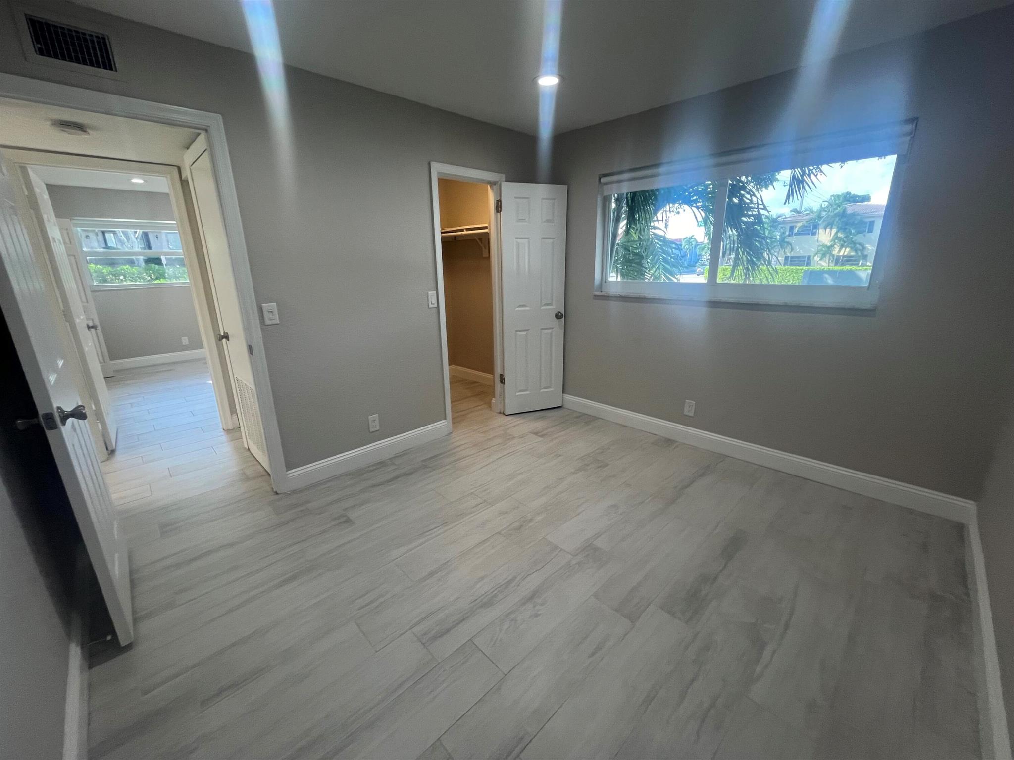 BOCA RATON SQUARE GATEWAY - Residential Lease