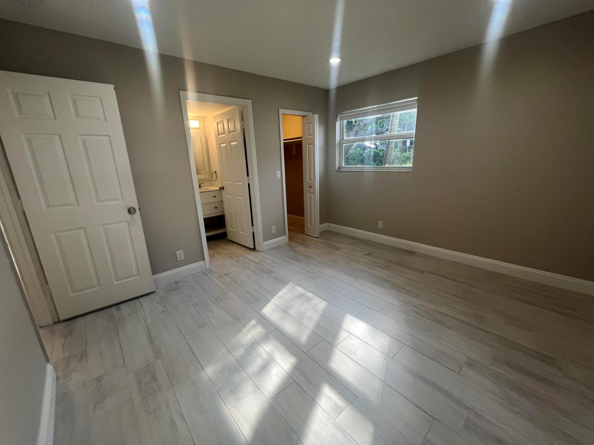 BOCA RATON SQUARE GATEWAY - Residential Lease