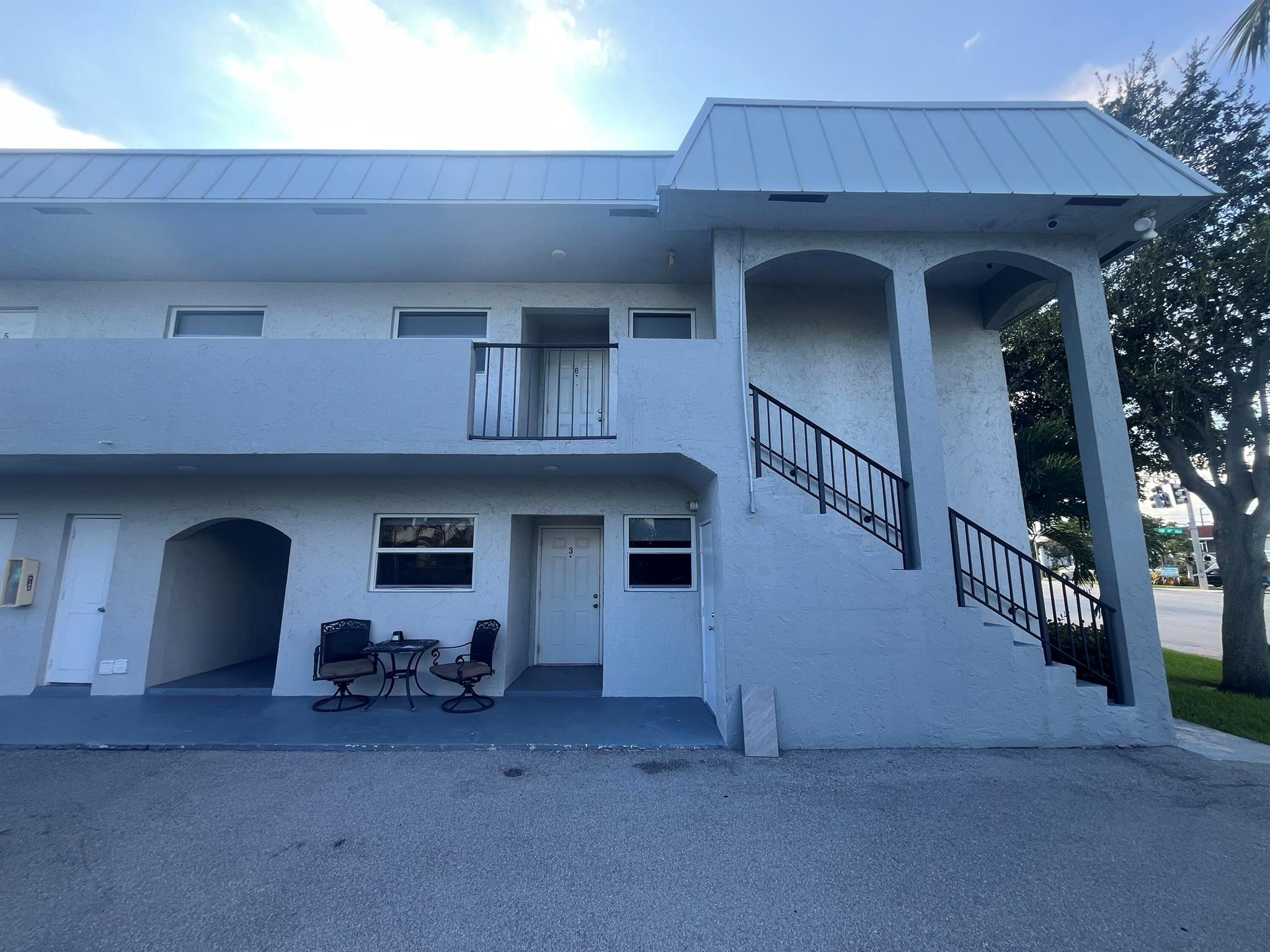 BOCA RATON SQUARE GATEWAY - Residential Lease