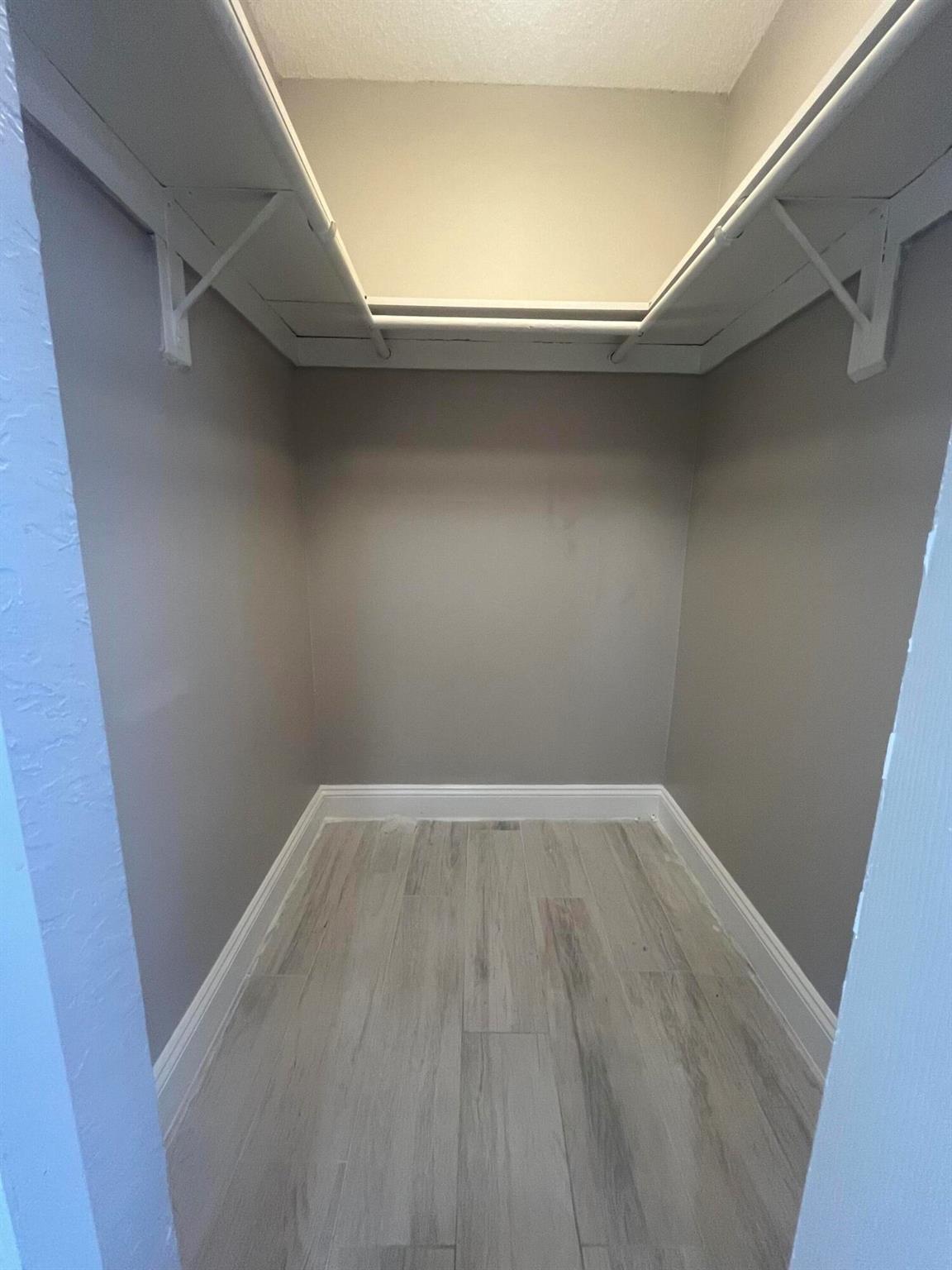 BOCA RATON SQUARE GATEWAY - Residential Lease