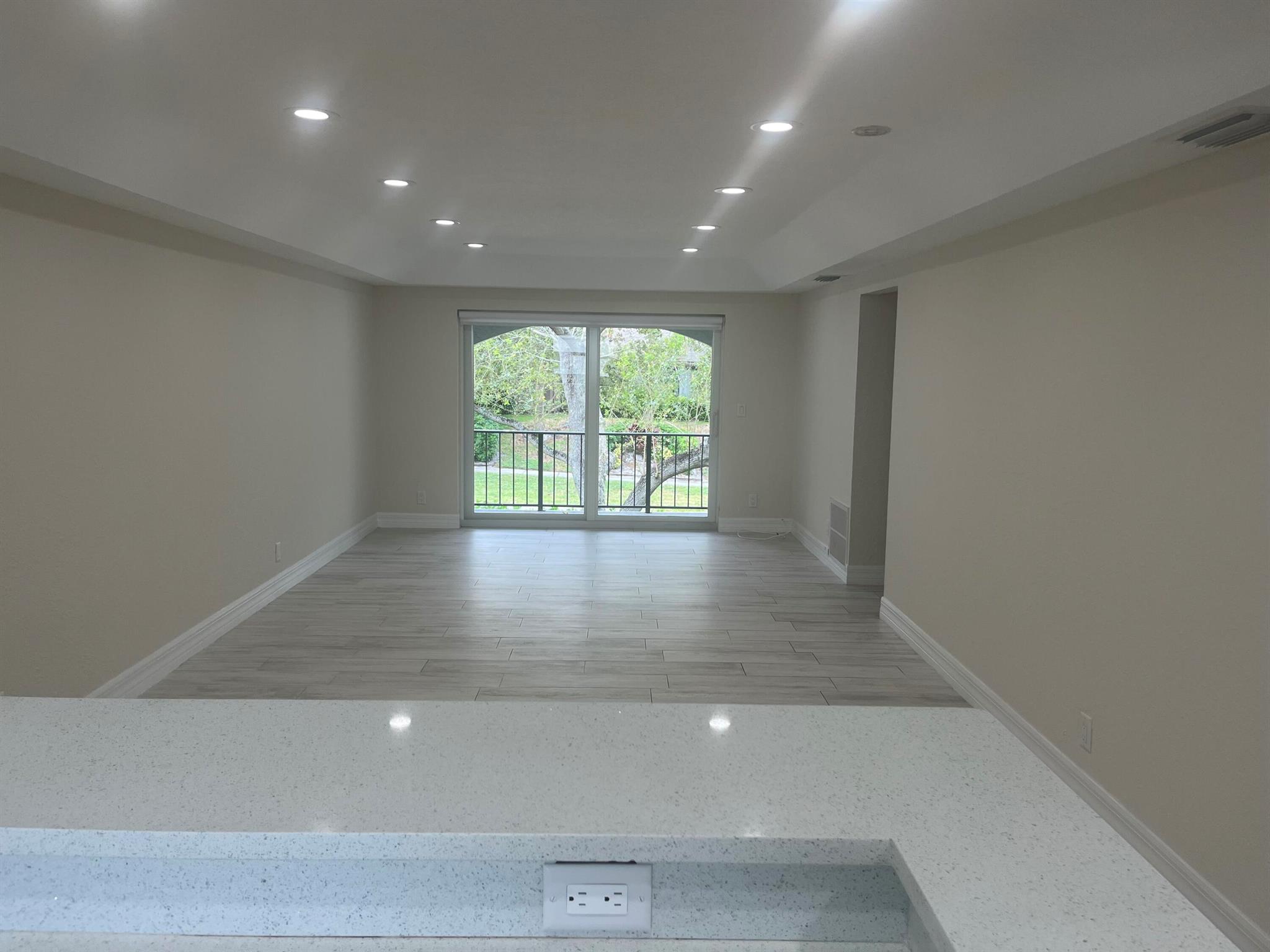 BOCA RATON SQUARE GATEWAY - Residential Lease
