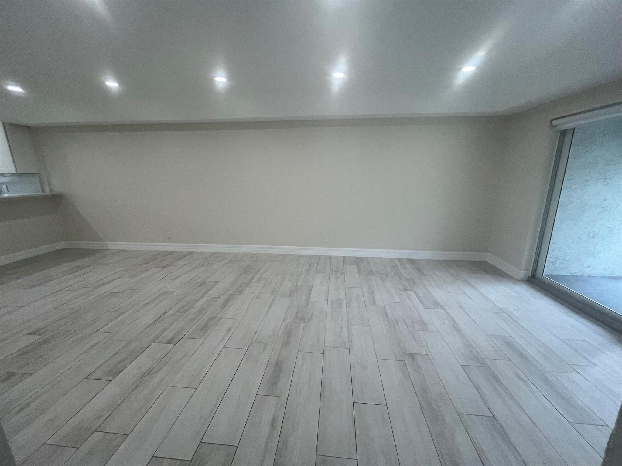 BOCA RATON SQUARE GATEWAY - Residential Lease