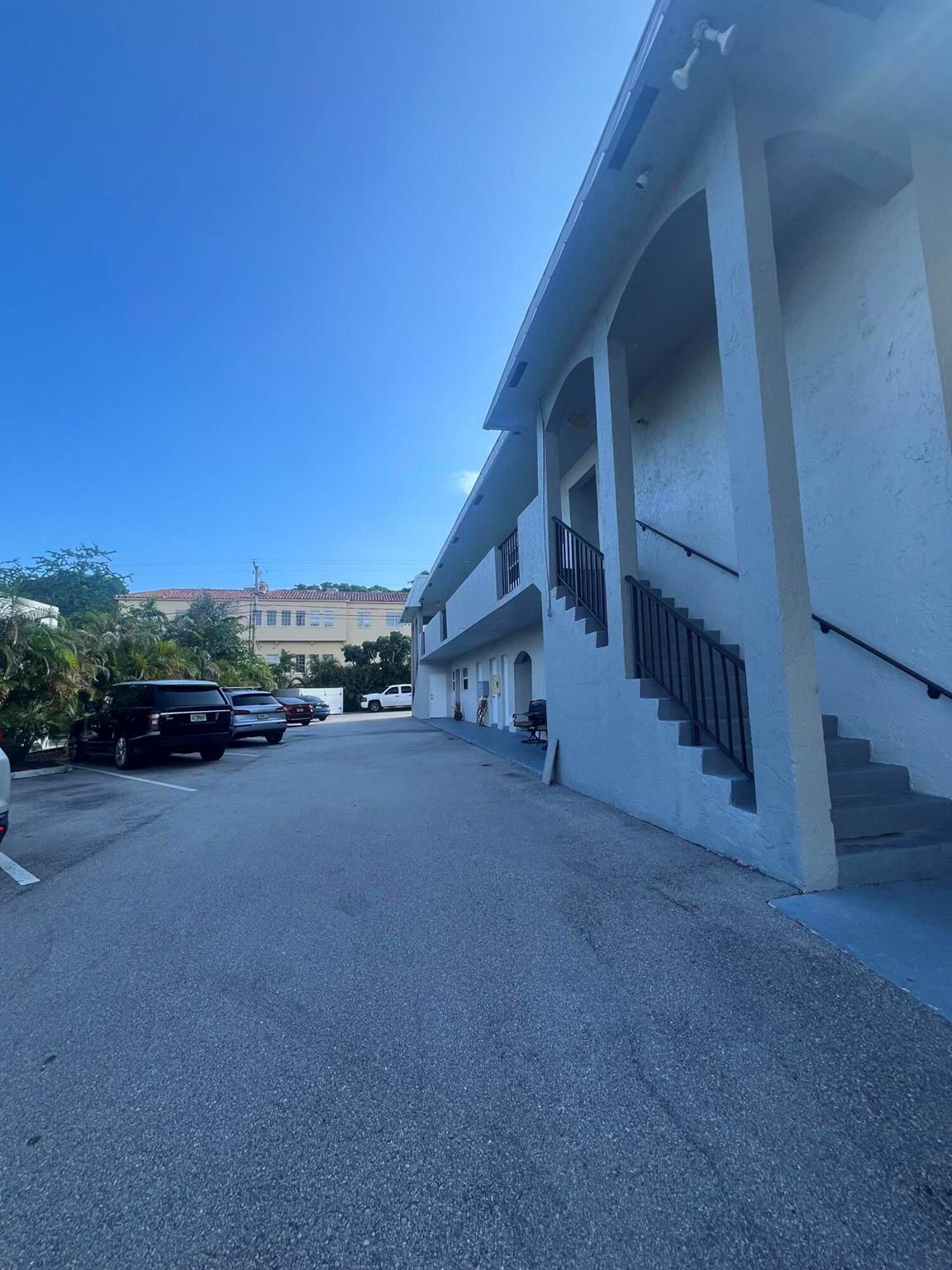 BOCA RATON SQUARE GATEWAY - Residential Lease