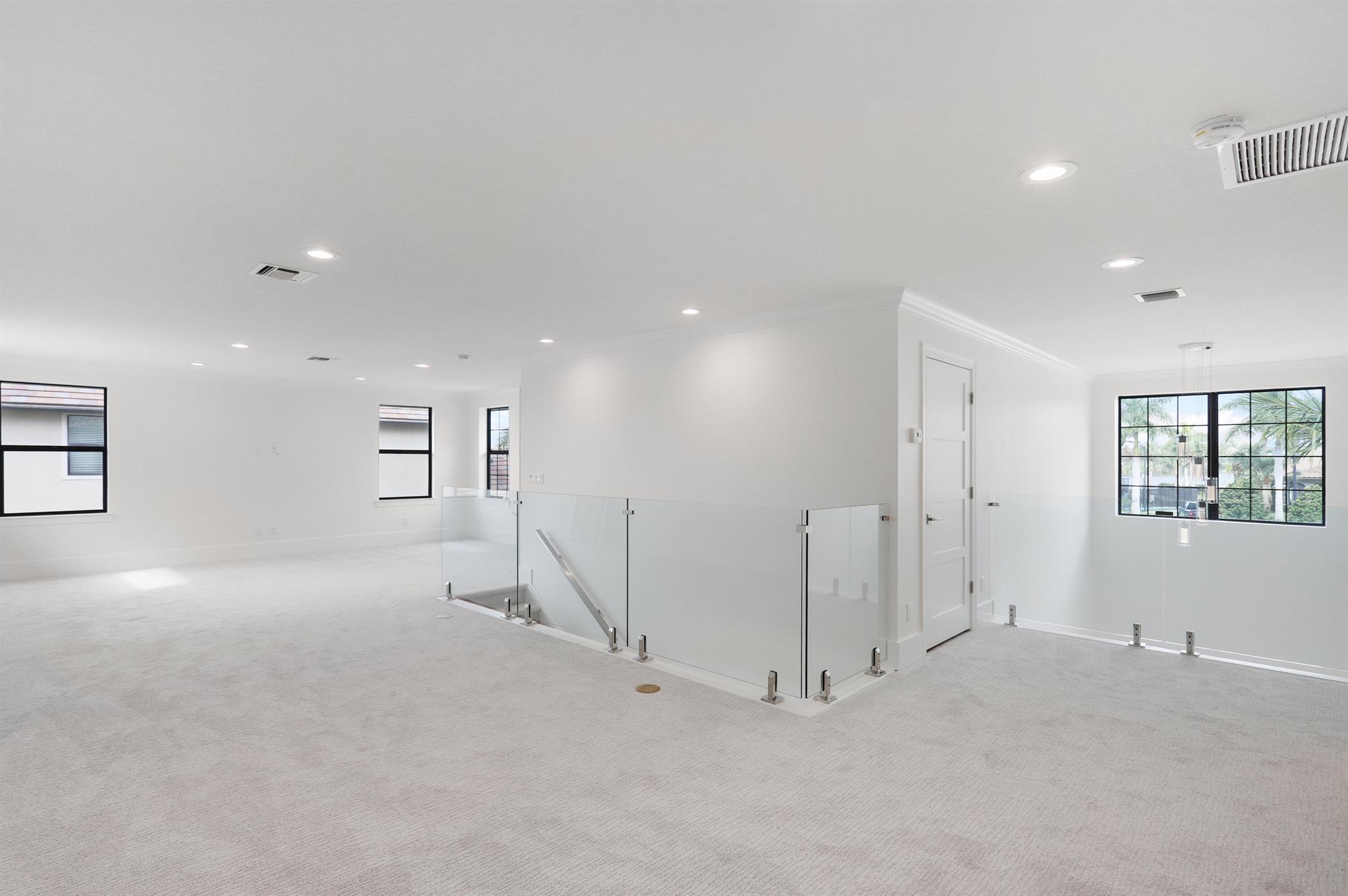 SONOMA ISLES - Residential