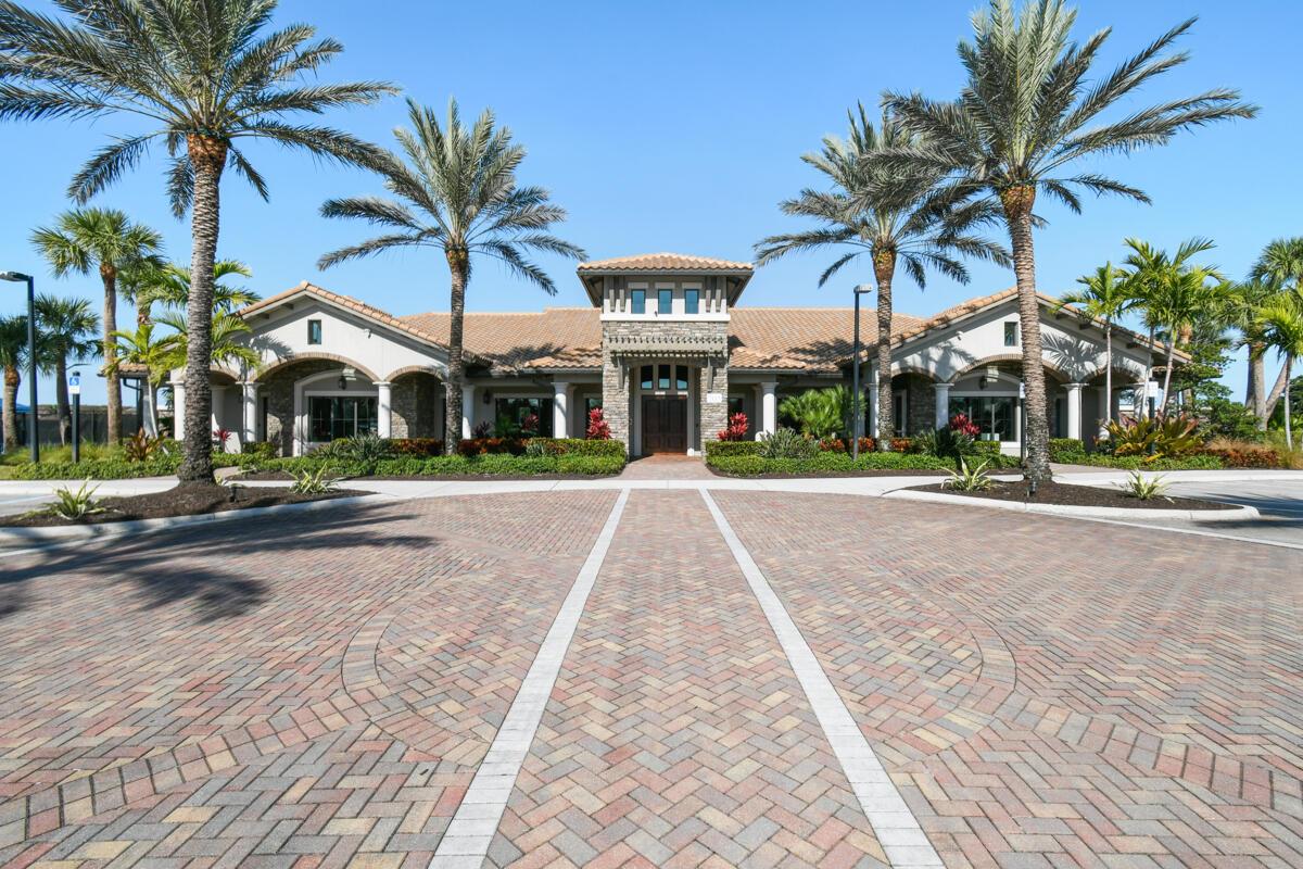 SONOMA ISLES - Residential