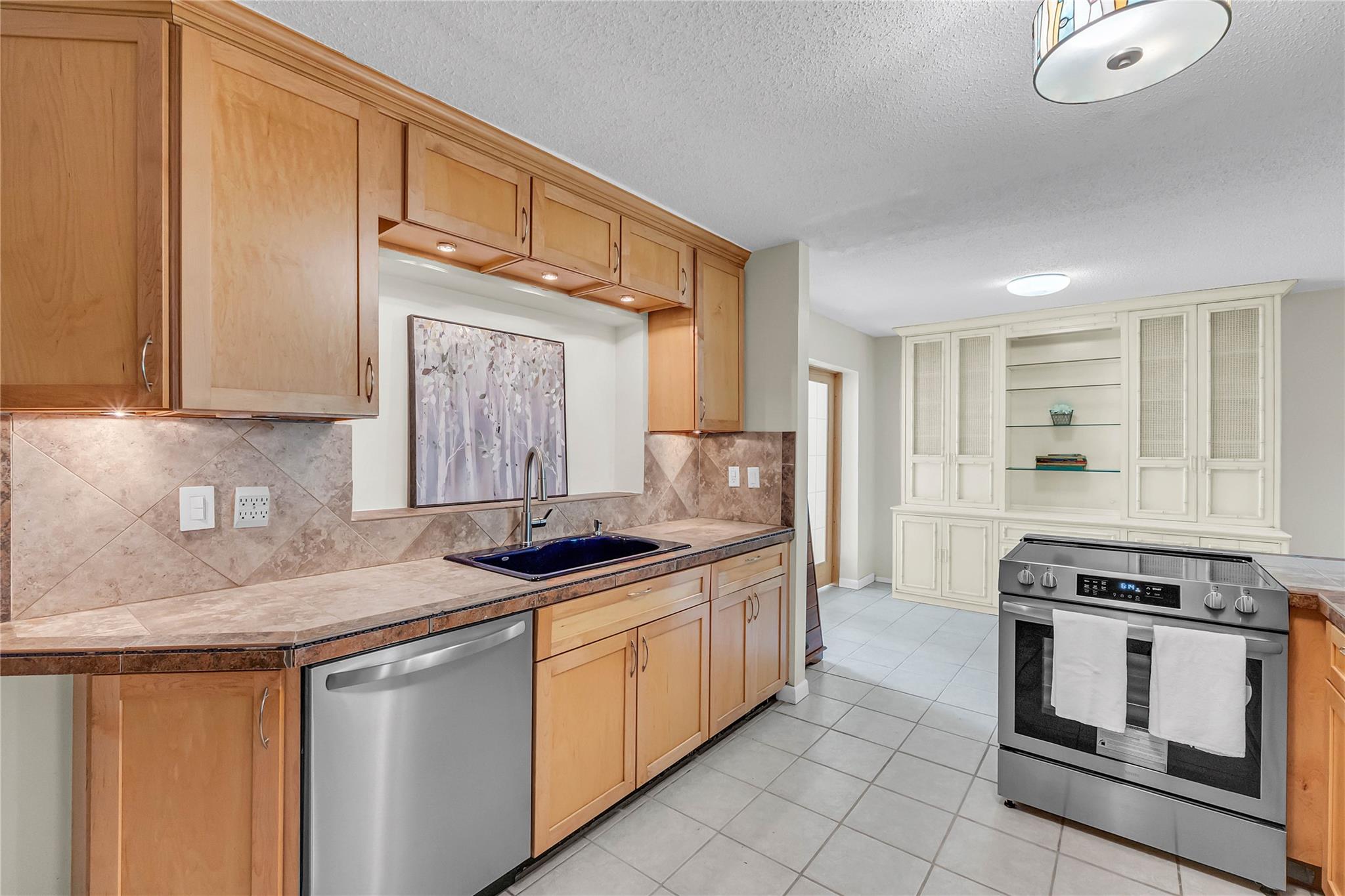 MAINLANDS OF TAMARAC LAKE - Residential