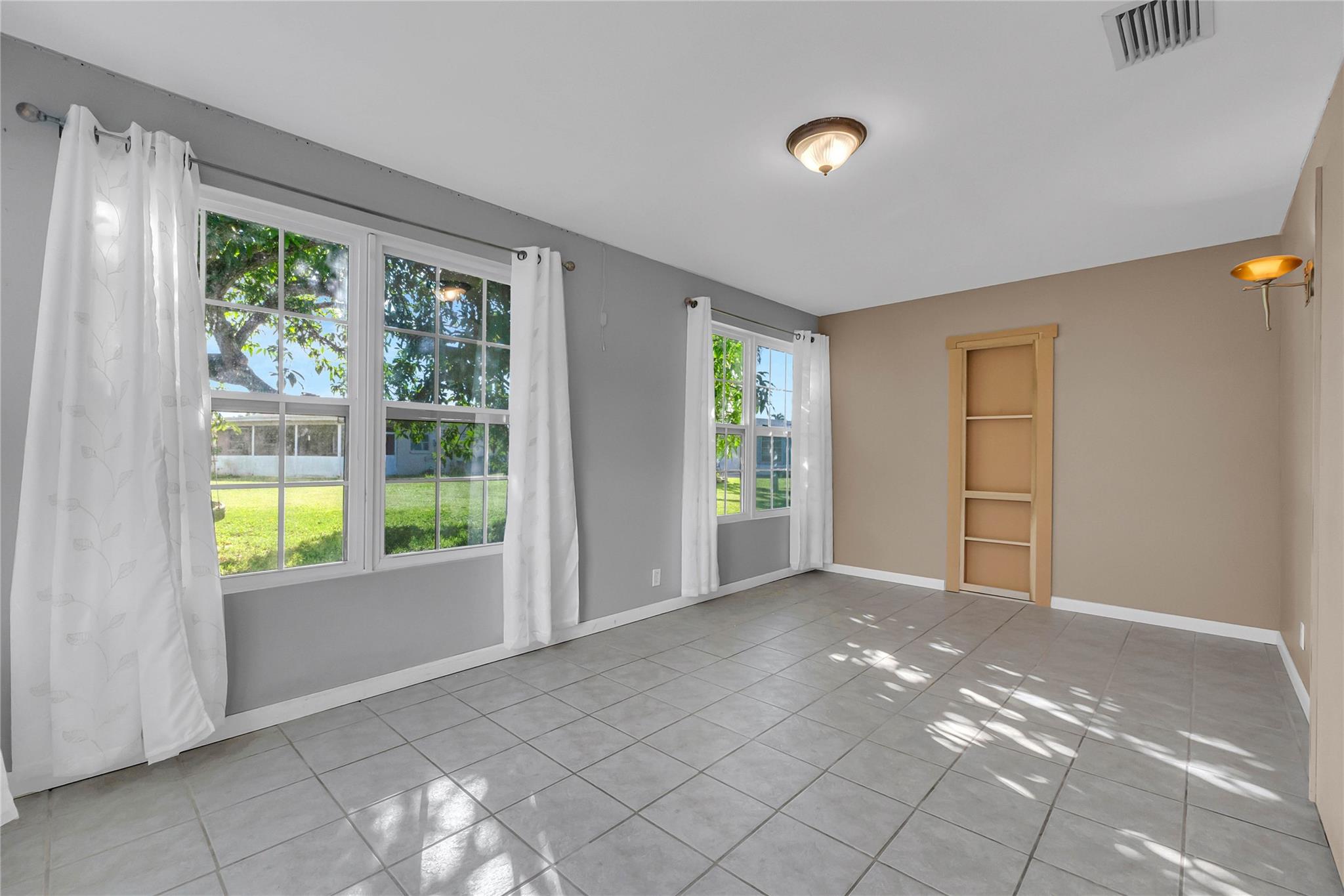 MAINLANDS OF TAMARAC LAKE - Residential