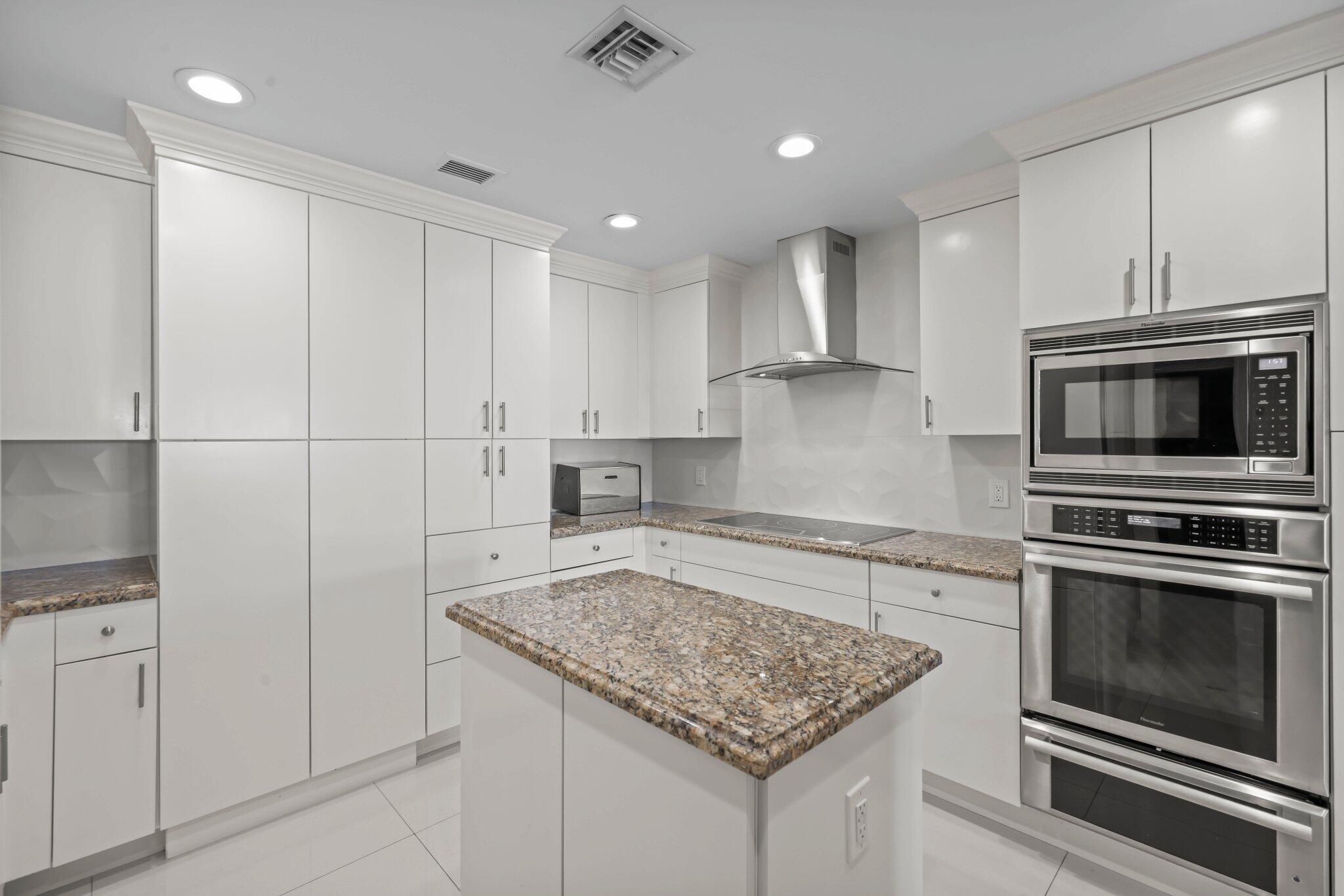 200 EAST PALMETTO PARK CONDO - Residential