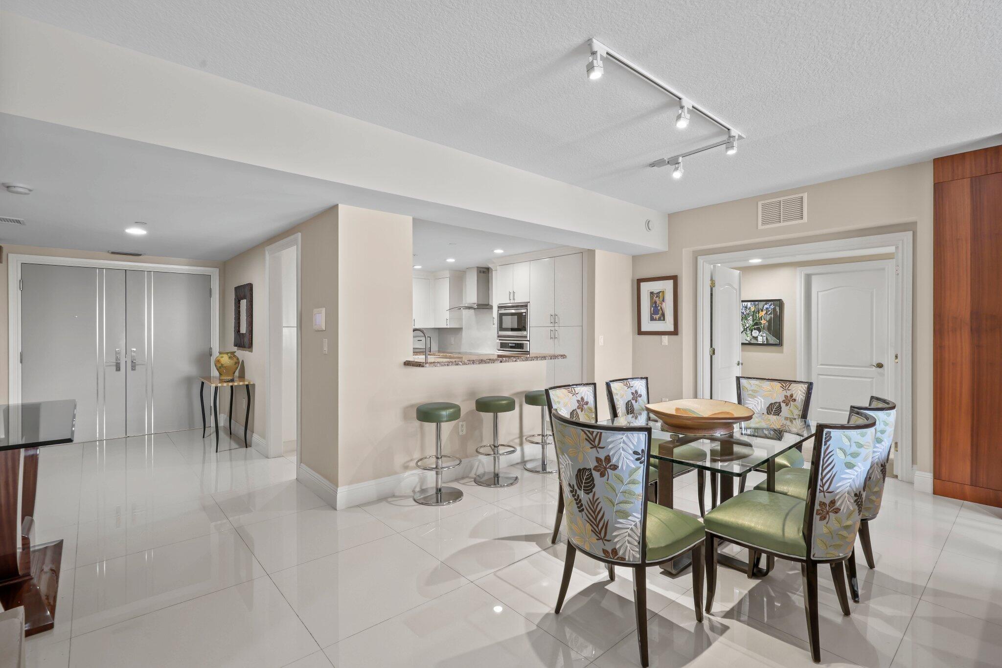 200 EAST PALMETTO PARK CONDO - Residential