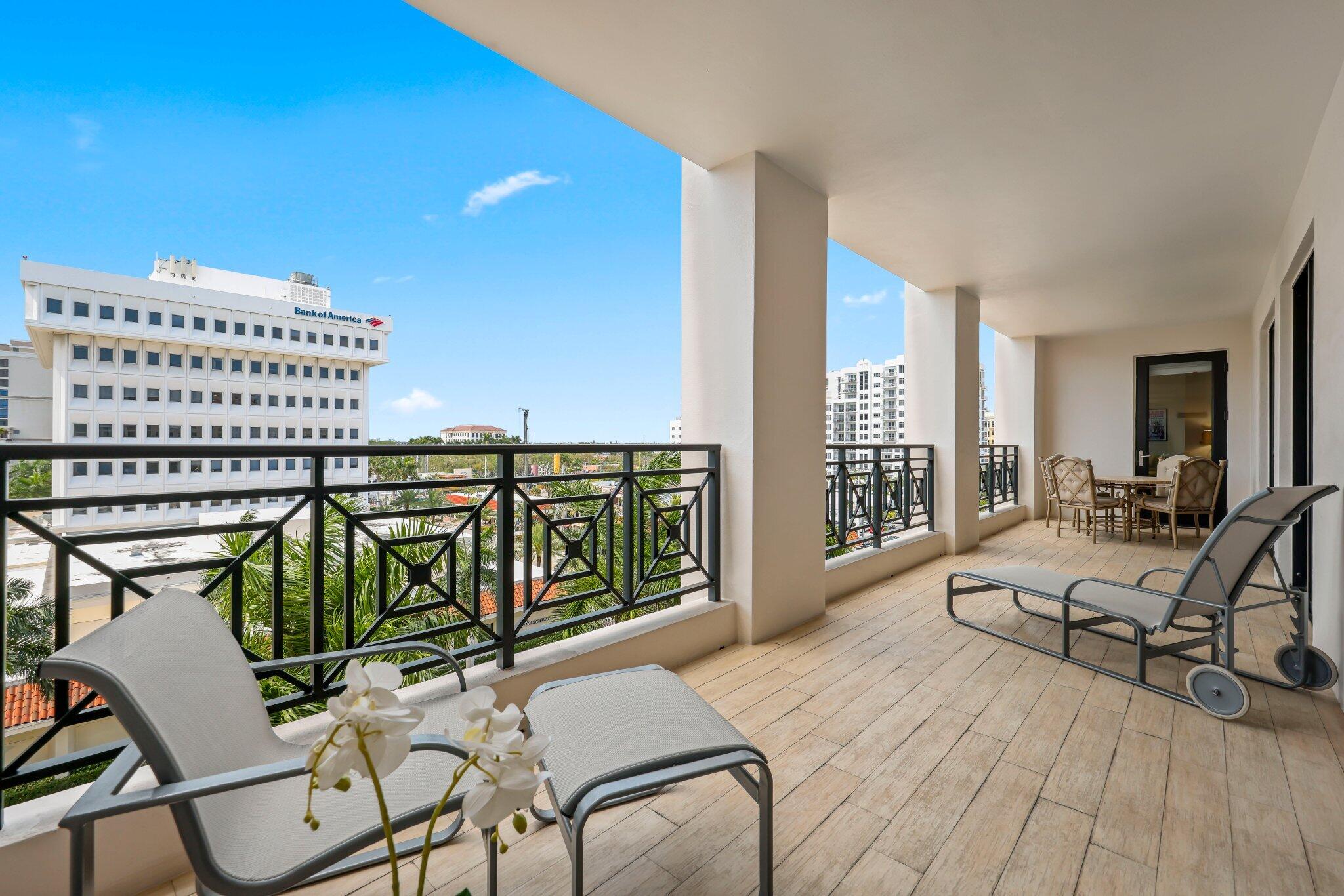 200 EAST PALMETTO PARK CONDO - Residential