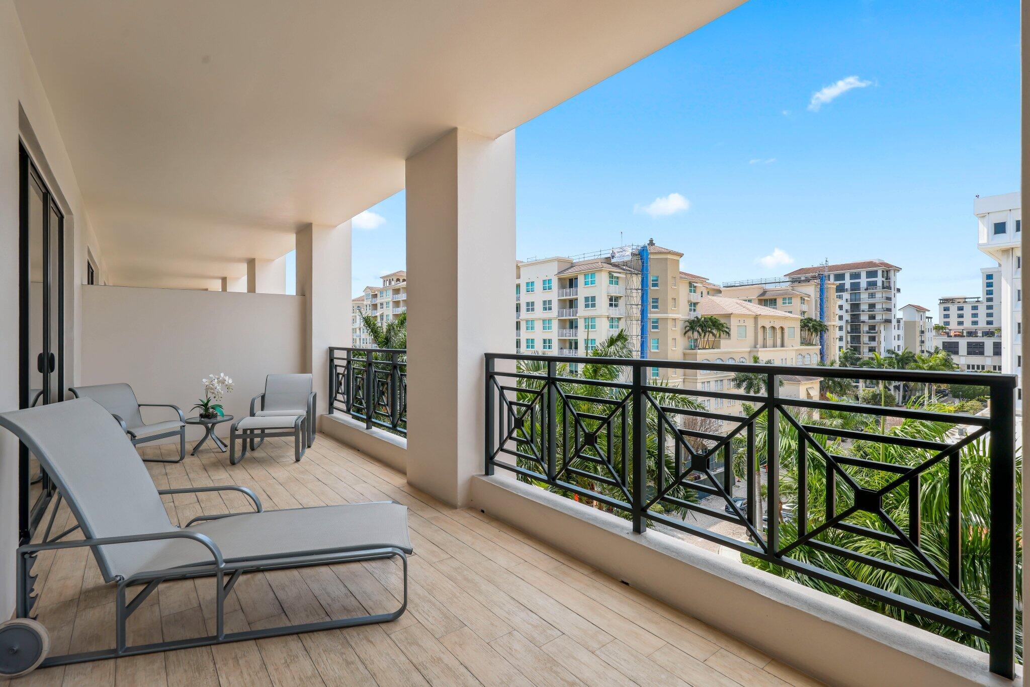 200 EAST PALMETTO PARK CONDO - Residential
