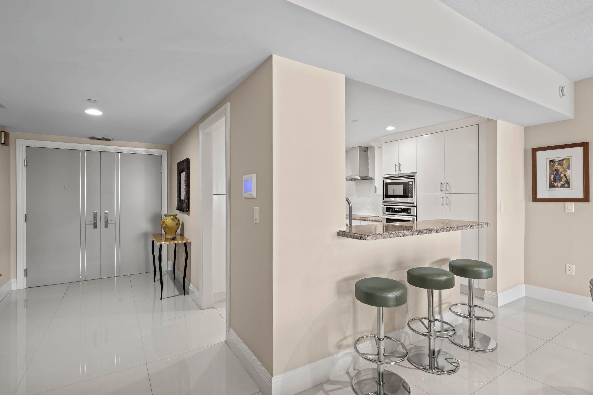 200 EAST PALMETTO PARK CONDO - Residential