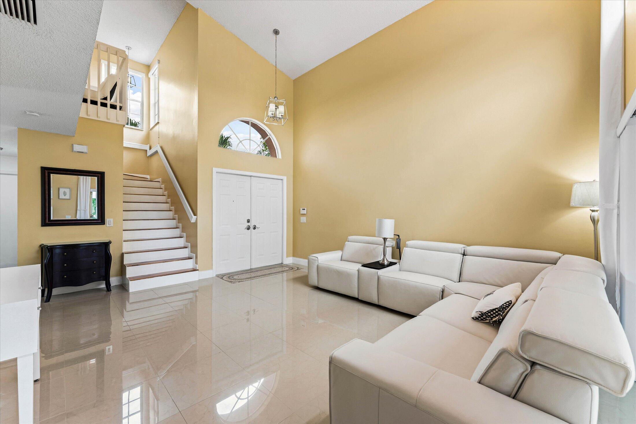 7044 Chesapeake Circle