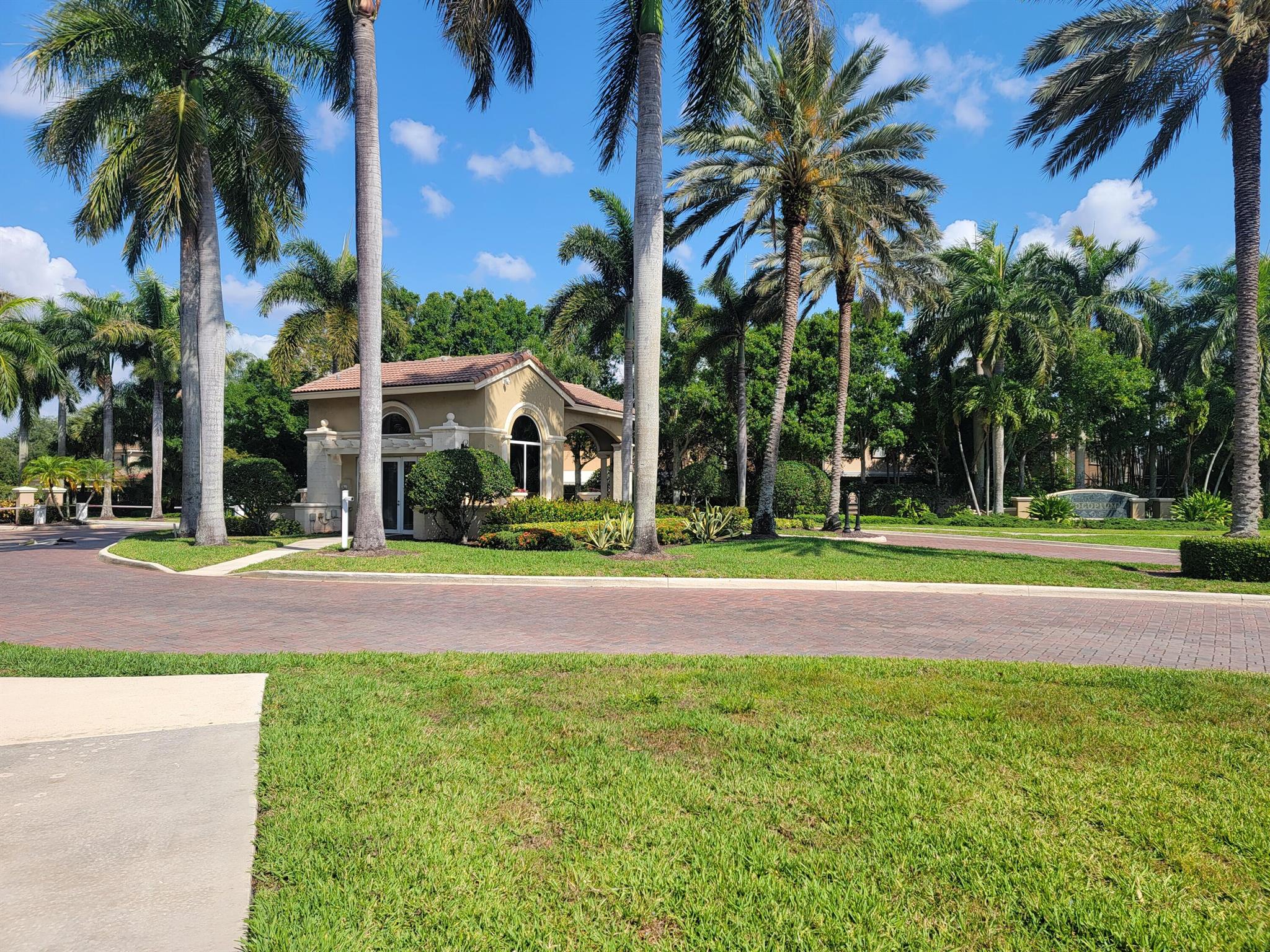 Hypoluxo Haverhill PUD - - Residential