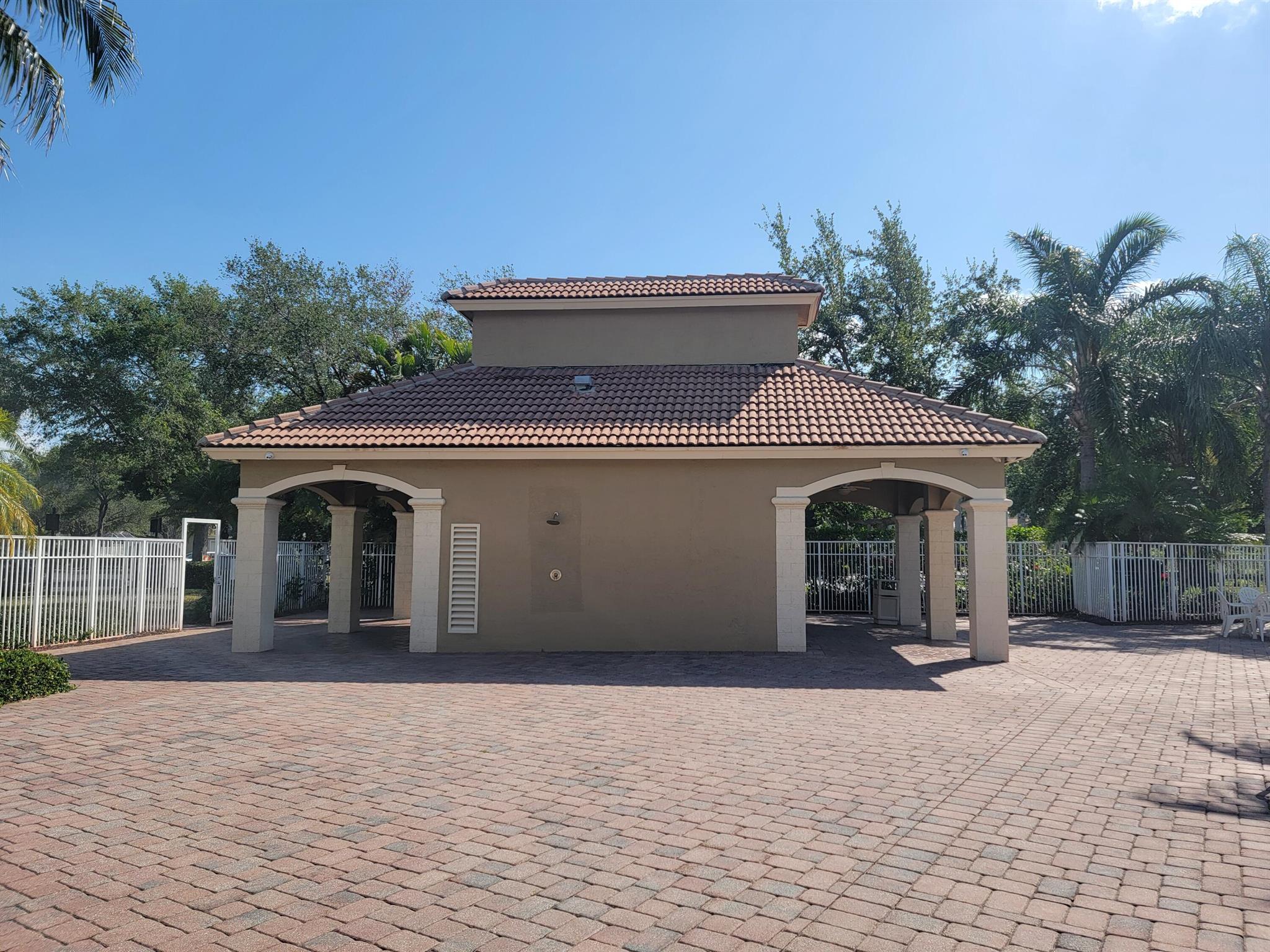 Hypoluxo Haverhill PUD - - Residential