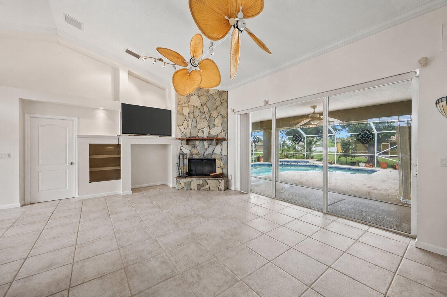 PORT ST LUCIE SECTION 14 - Residential