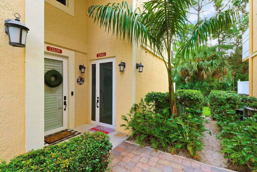Photo of 12643 SE Old Cypress Drive, Hobe Sound, FL 33455 (MLS # R11006881)