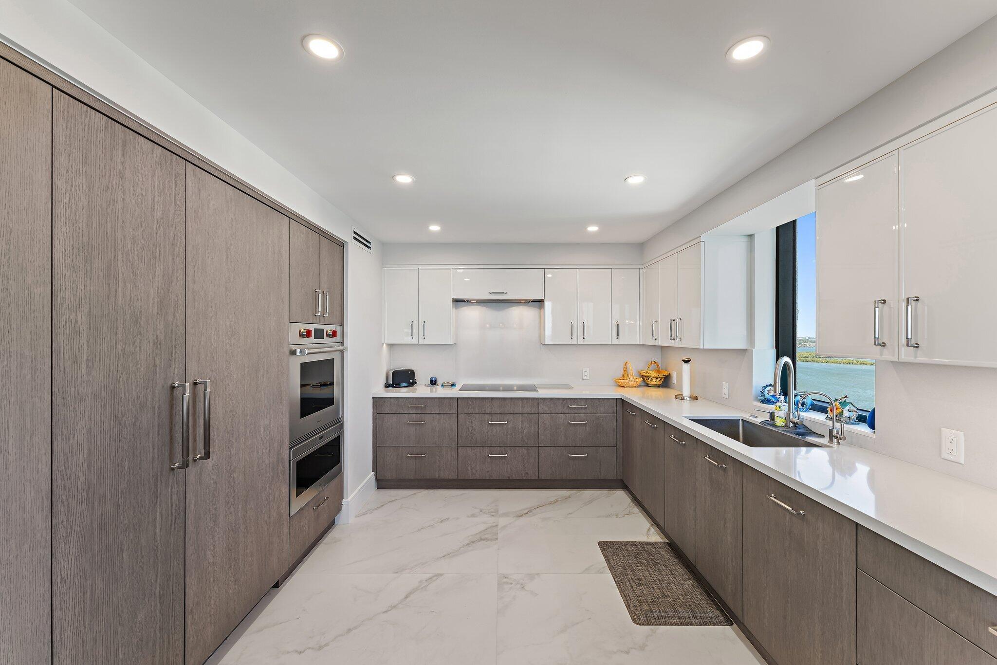 EASTPOINTE CONDO - Residential