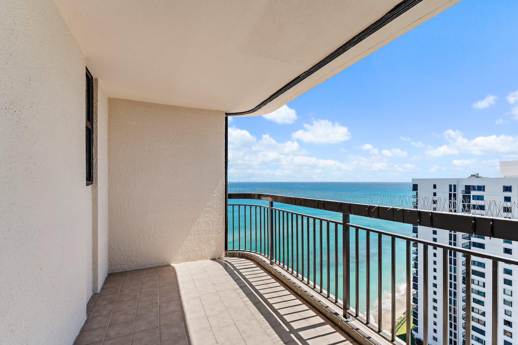 EASTPOINTE CONDO - Residential