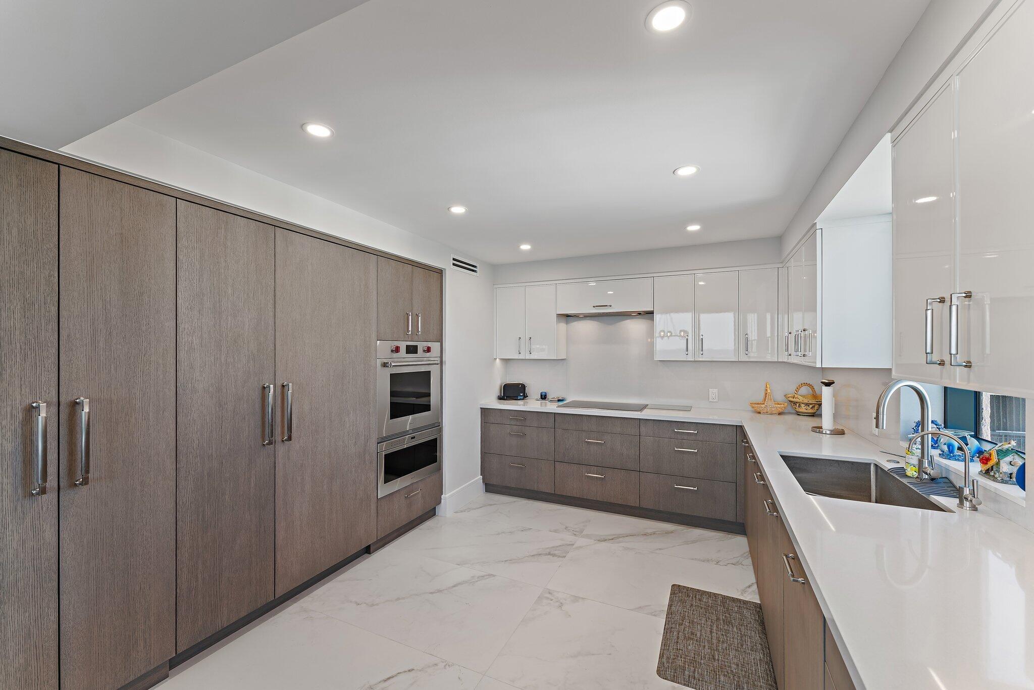 EASTPOINTE CONDO - Residential
