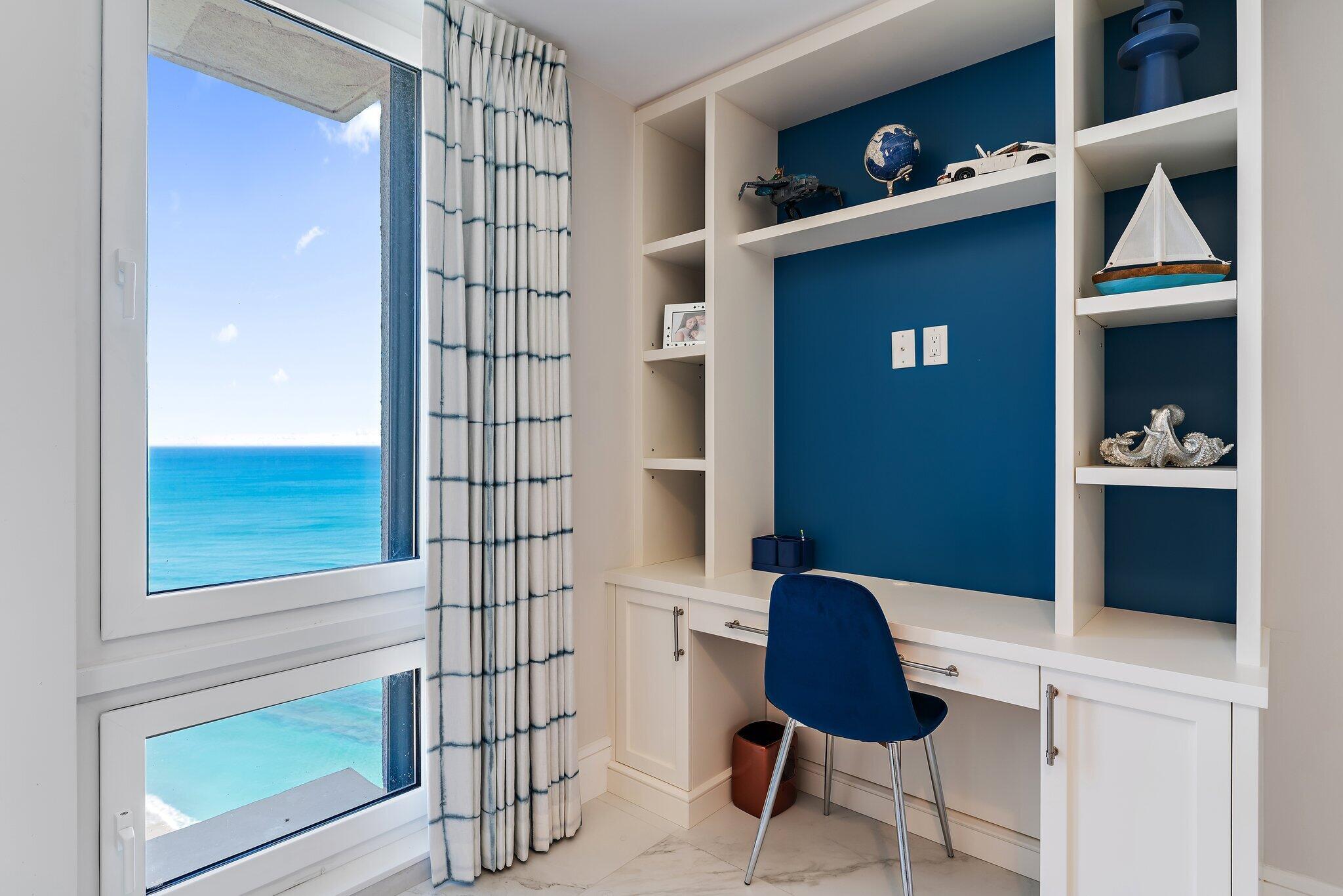 EASTPOINTE CONDO - Residential