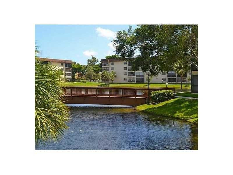 Lakes of Carriage Hills - Residential