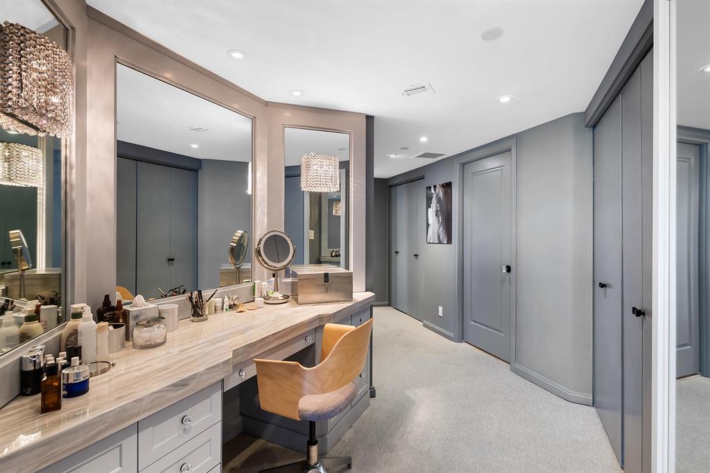 ENCLAVE OF PALM BEACH CON - Residential