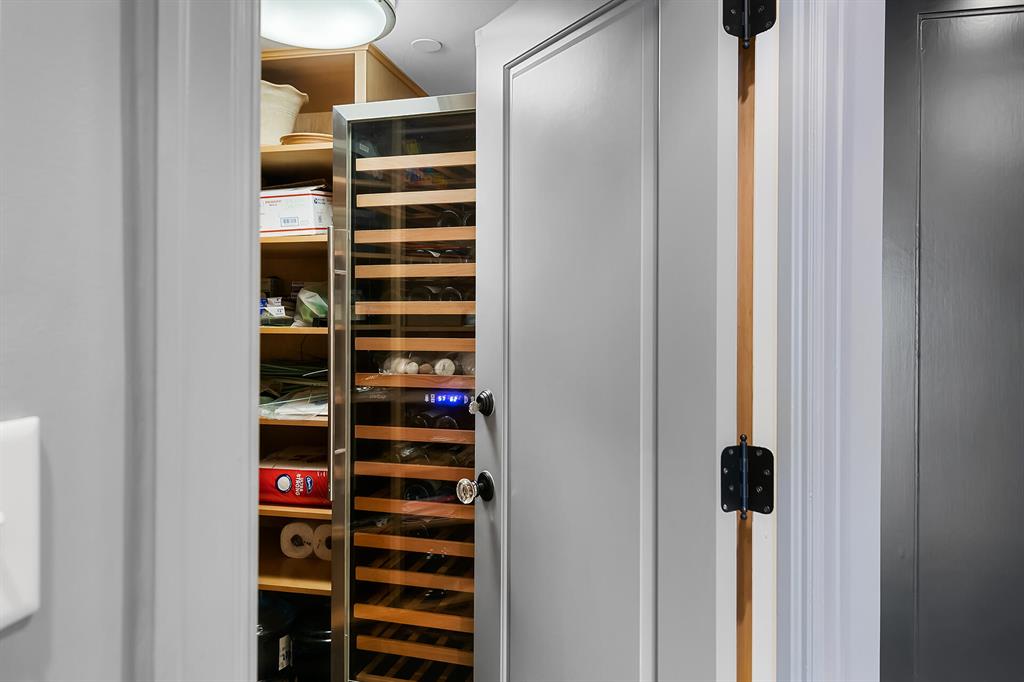 ENCLAVE OF PALM BEACH CON - Residential