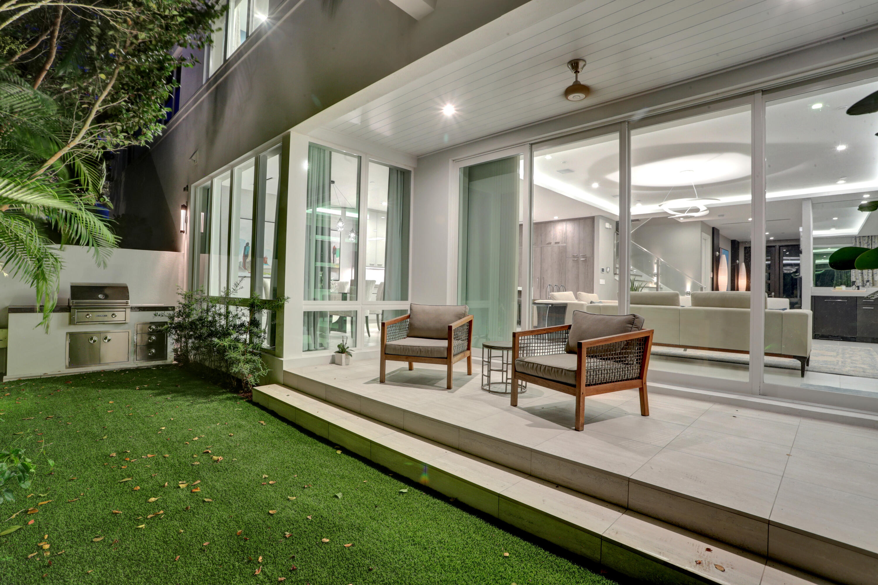 SEAGATE VILLAS - Residential