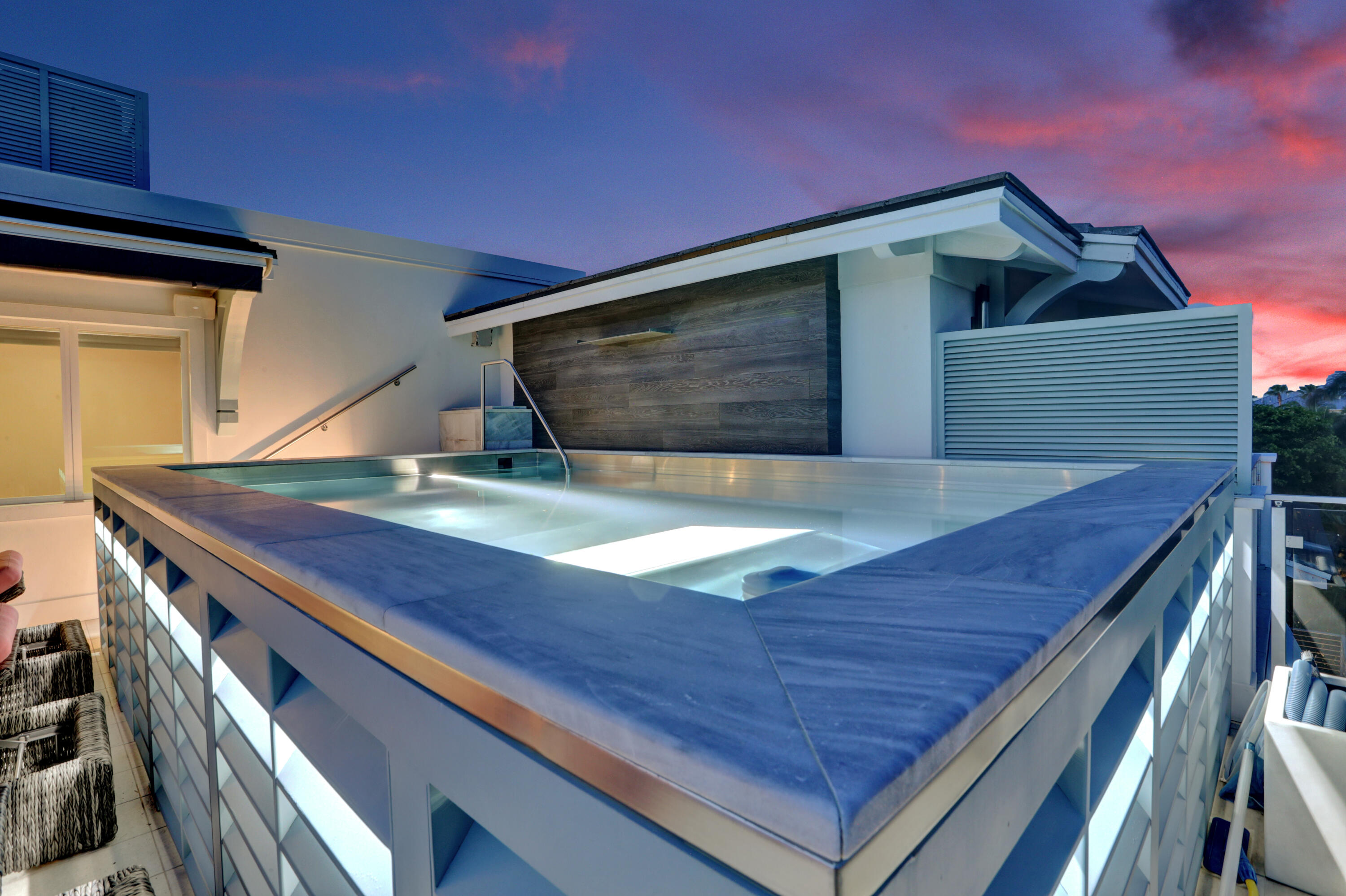 SEAGATE VILLAS - Residential