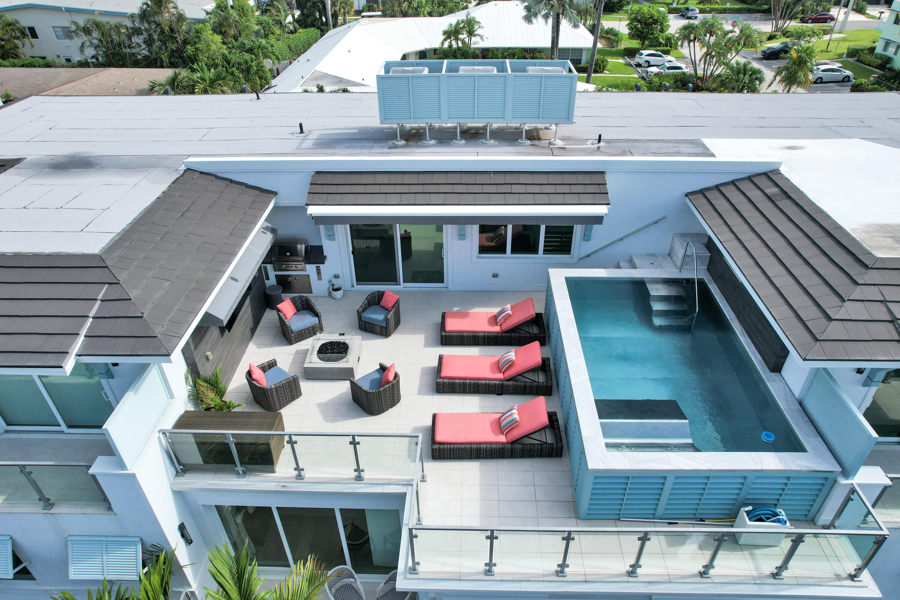 SEAGATE VILLAS - Residential