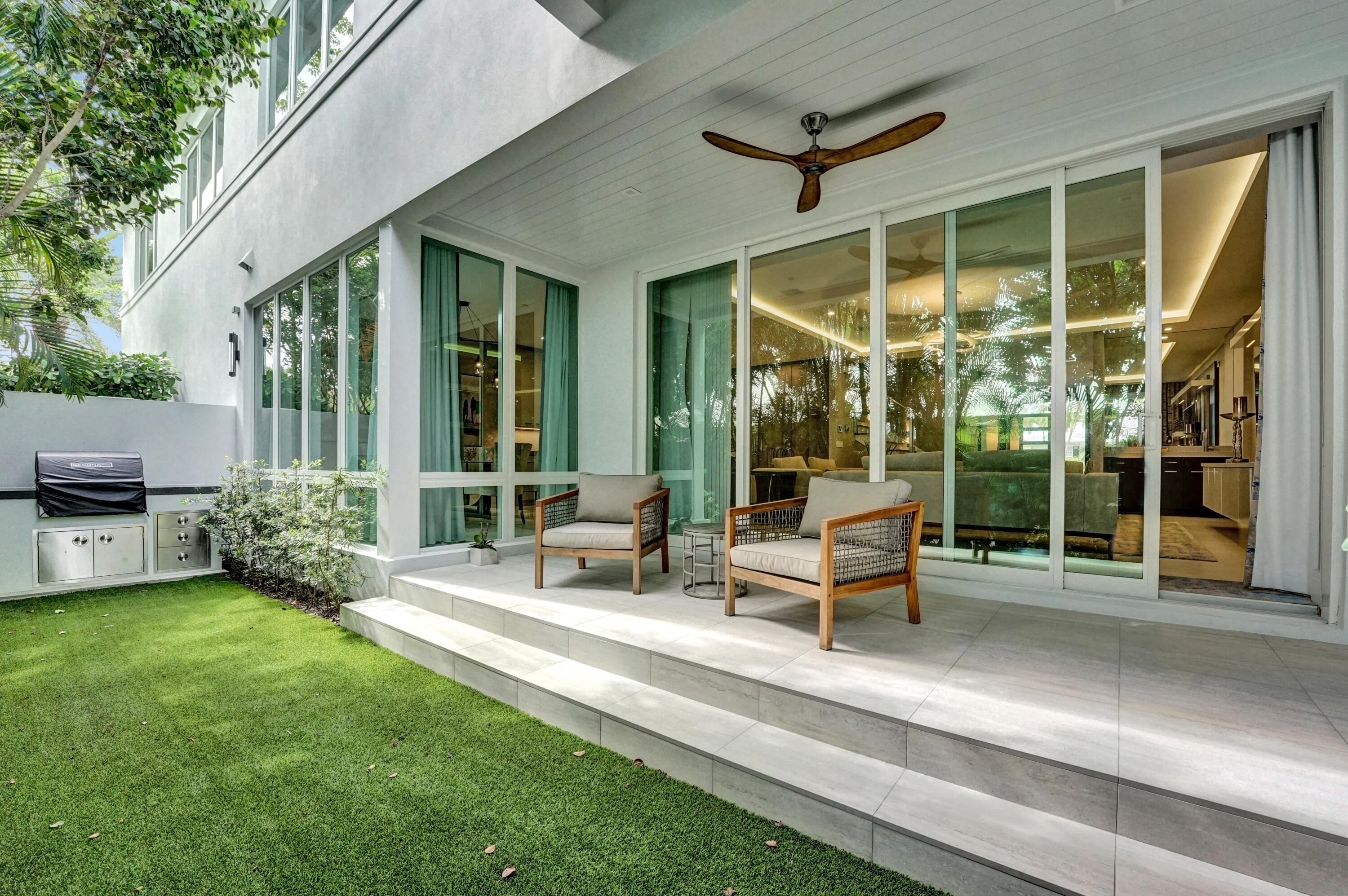 SEAGATE VILLAS - Residential