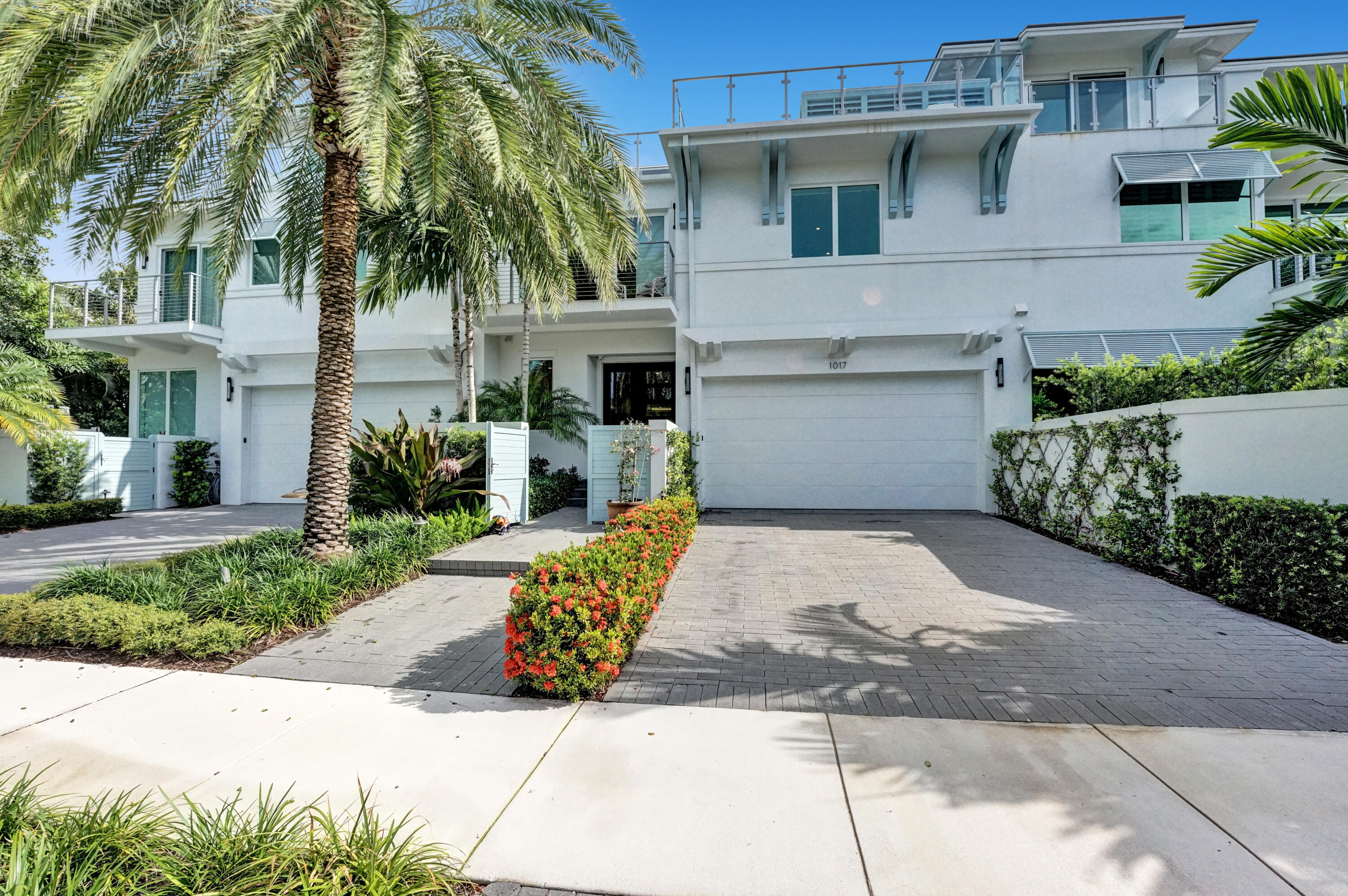 SEAGATE VILLAS - Residential