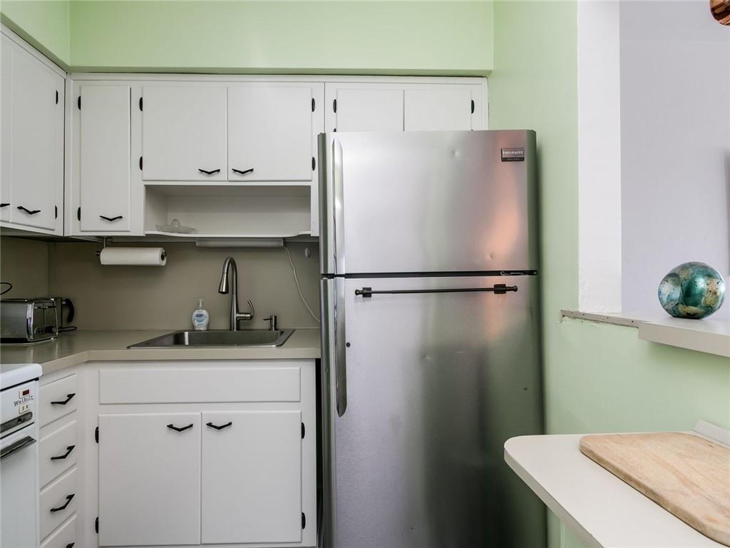 DIPLOMAT GARDEN COOP - Residential