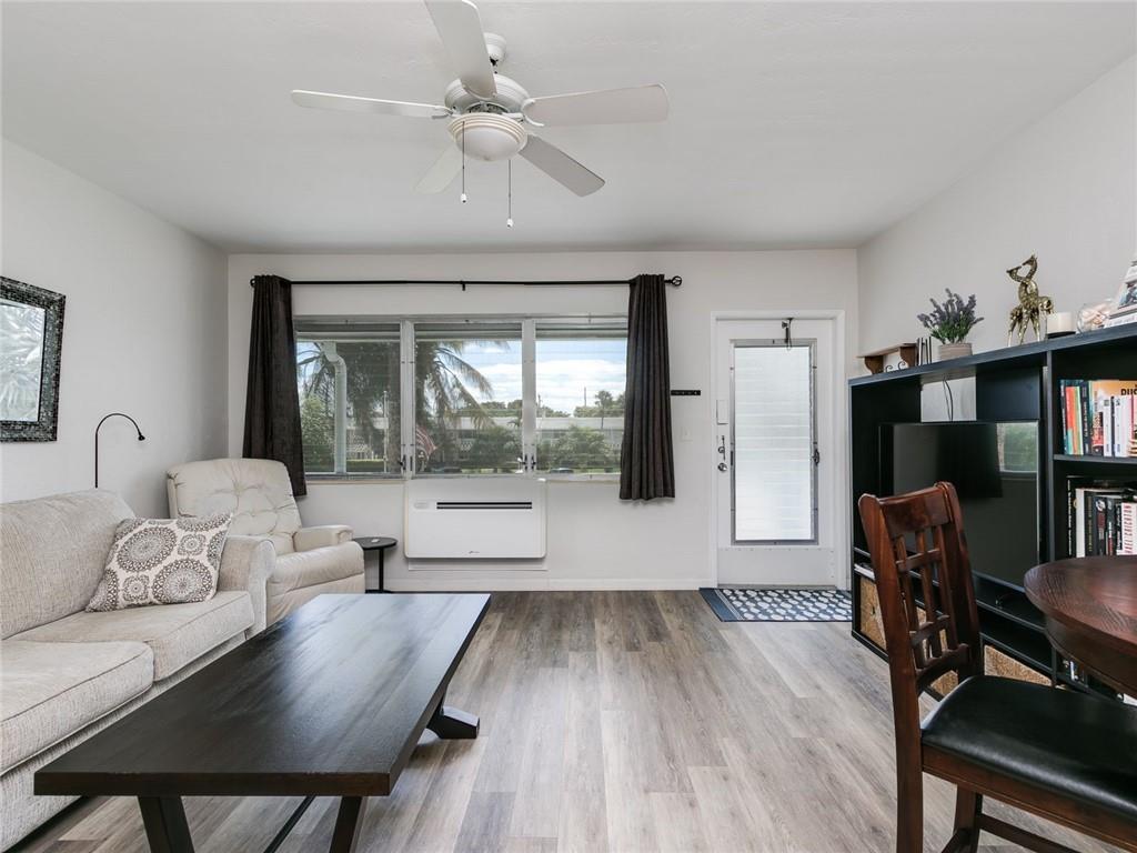 DIPLOMAT GARDEN COOP - Residential