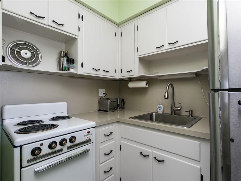 DIPLOMAT GARDEN COOP - Residential