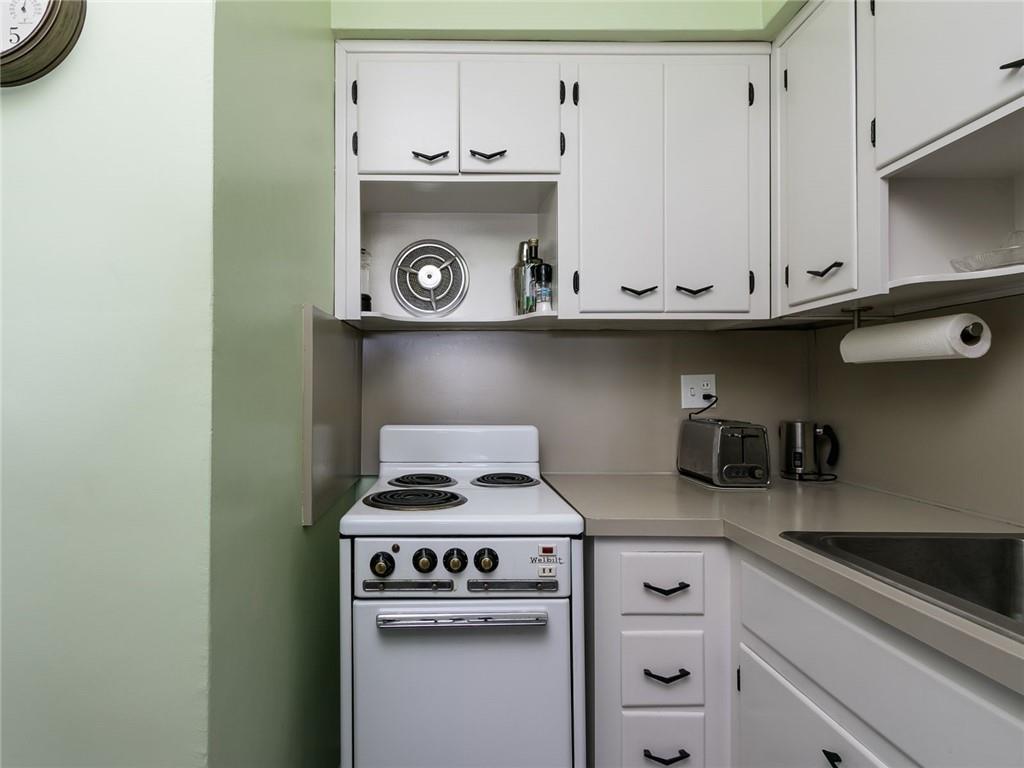 DIPLOMAT GARDEN COOP - Residential